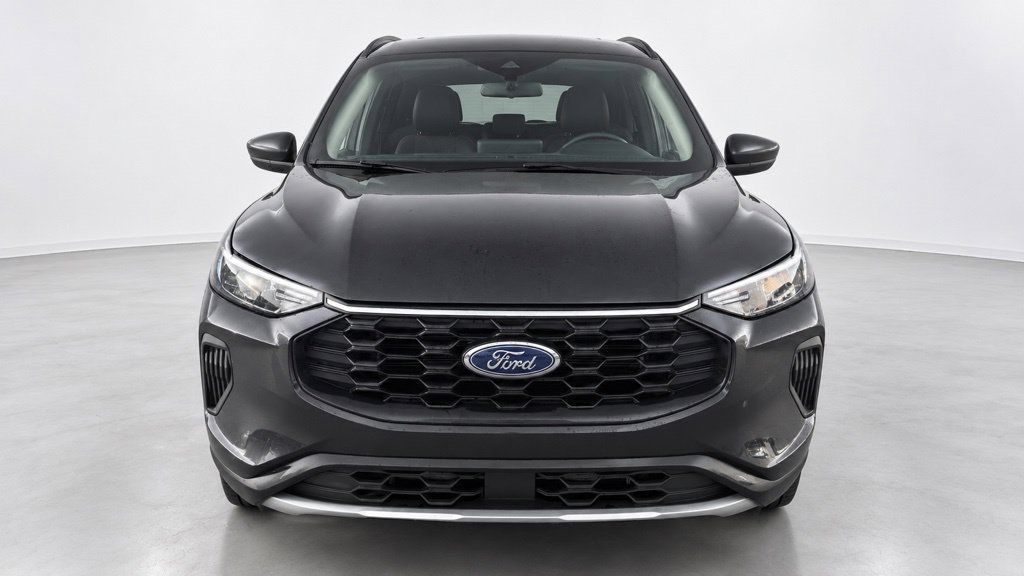 Used 2024 Ford Escape ST-Line w/ Tech Pack #1 FWD image 3