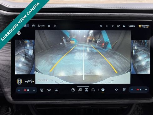 Used 2022 Rivian R1T Adventure image 8