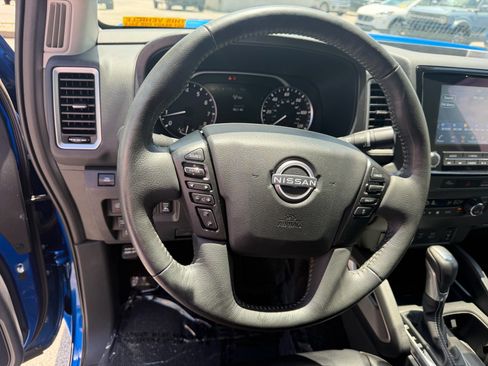 Used 2024 Nissan Frontier SL w/ Technology Package RWD image 34