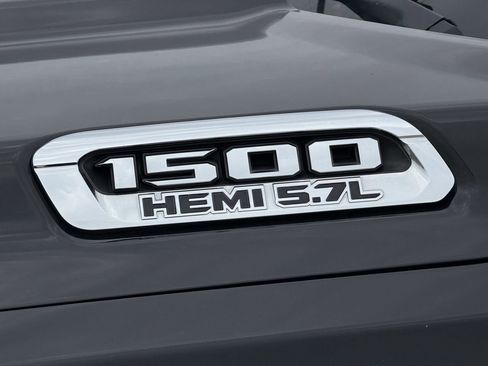 Used 2019 RAM 1500 Big Horn RWD image 3