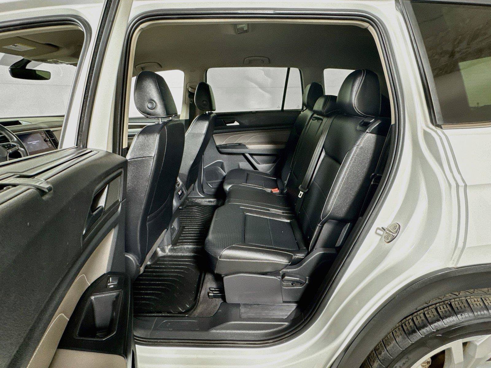 Used 2021 Volkswagen Atlas SE FWD image 22