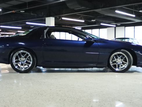 Used 2001 Chevrolet Camaro Z28 image 20