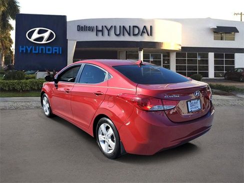 Used 2013 Hyundai Elantra GLS w/ Preferred Pkg image 4