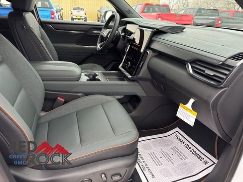 New 2026 GMC Acadia AT4 image 11