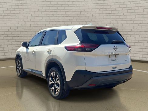 Used 2023 Nissan Rogue SV FWD image 7