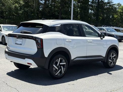 Certified 2026 Nissan Kicks SV FWD image 6