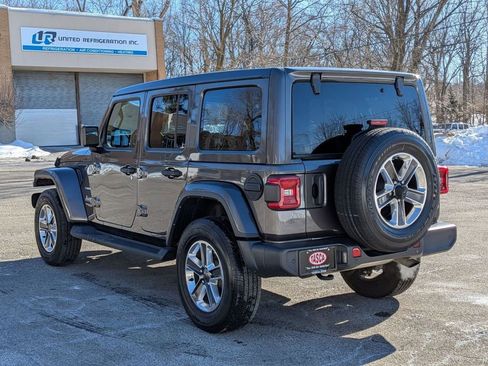 Certified 2022 Jeep Wrangler Unlimited Sahara w/ Safety Group image 7