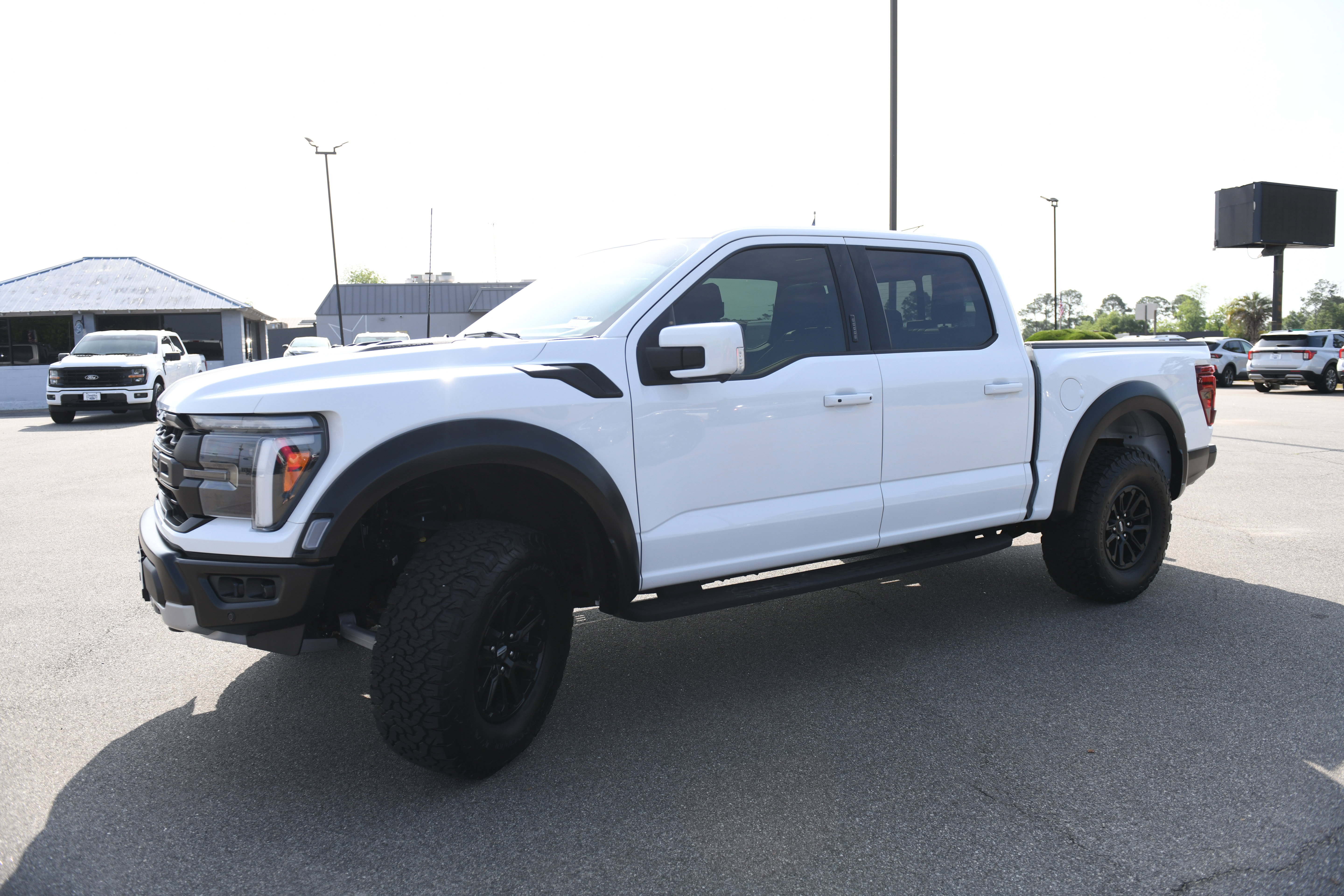 Used 2024 Ford F150 Raptor AWD/4WD image 10