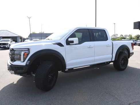 Used 2024 Ford F150 Raptor AWD/4WD image 10