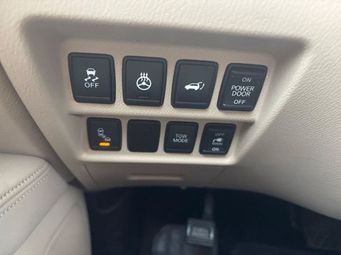 Used 2016 Nissan Pathfinder SL w/ SL Tech Package AWD/4WD image 13