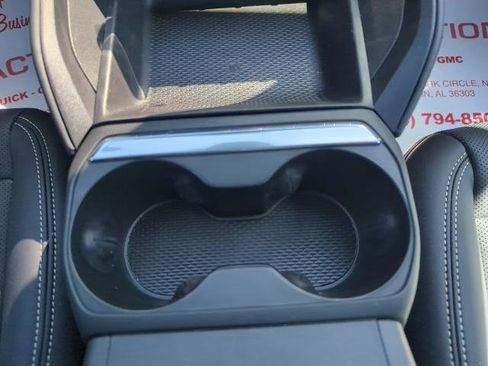 New 2025 GMC Terrain Elevation w/ Elevation Premium Package image 20