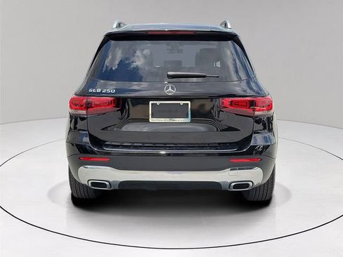Used 2022 Mercedes-Benz GLB 250 image 5