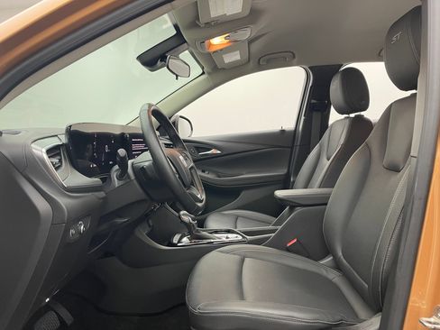 Used 2024 Buick Encore GX Sport Touring w/ Comfort Package AWD/4WD image 17
