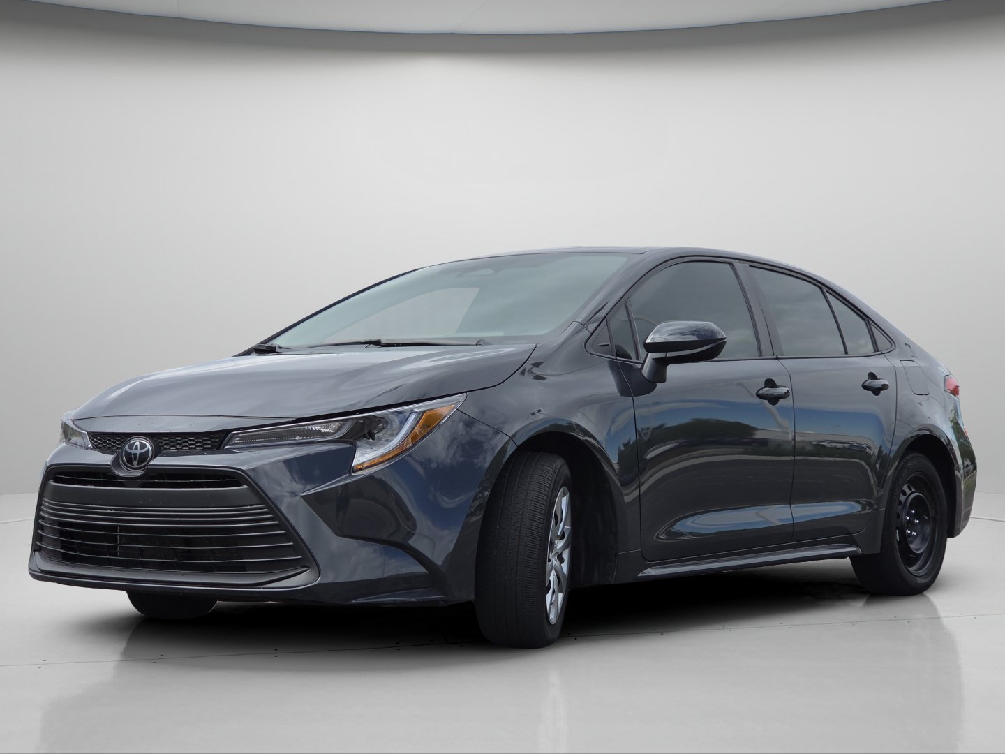 Used 2026 Toyota Corolla LE w/ Carpet Mat Package (TMS) FWD image 15