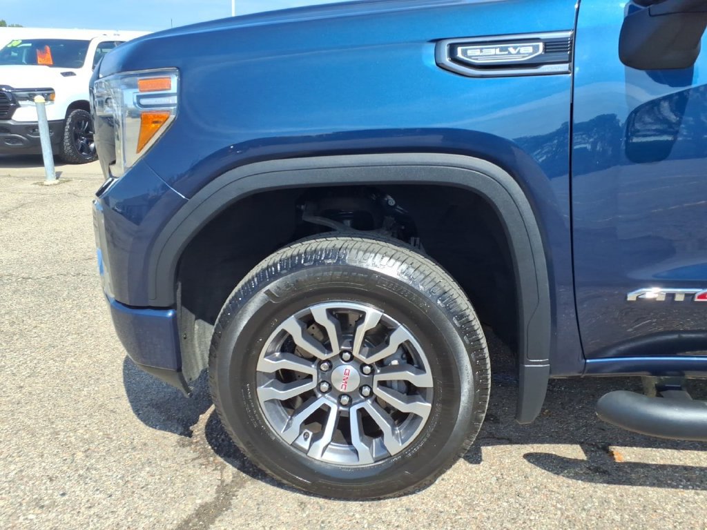 Certified 2020 GMC Sierra 1500 AT4 w/ AT4 Premium Package AWD/4WD image 23