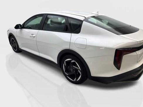Used 2025 Kia K4 EX FWD image 18