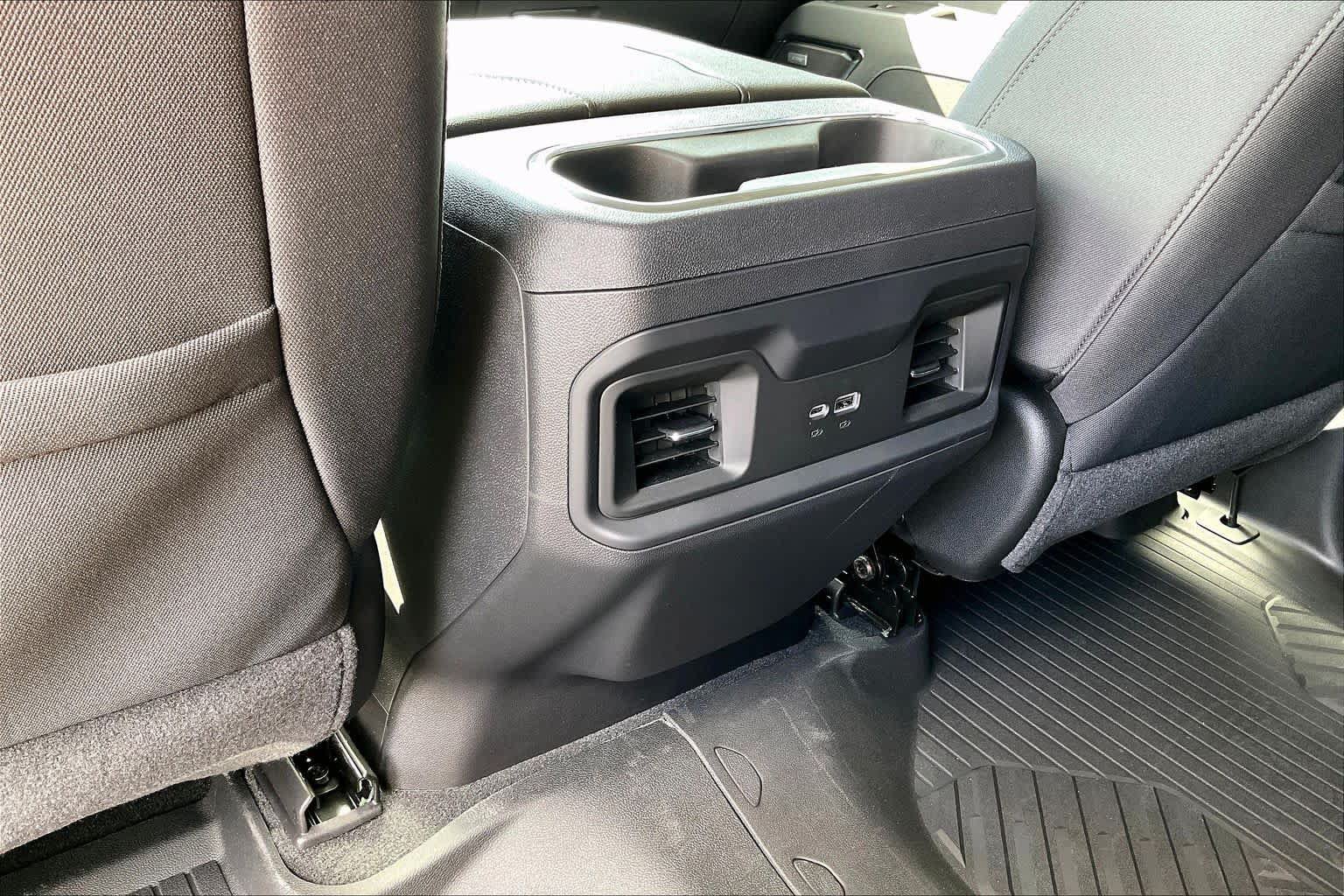 Used 2026 Chevrolet Silverado 1500 LT Trail Boss w/ Convenience Package II AWD/4WD image 57