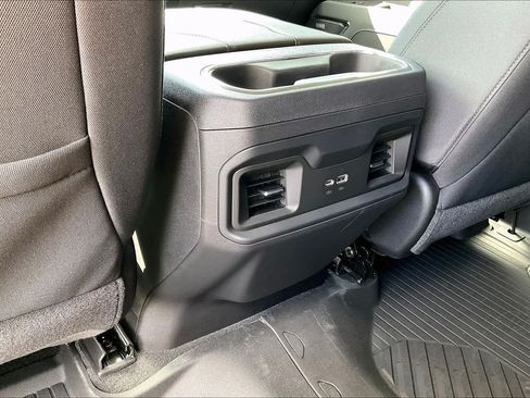 Used 2026 Chevrolet Silverado 1500 LT Trail Boss w/ Convenience Package II AWD/4WD image 57
