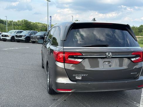 Used 2023 Honda Odyssey Touring image 8