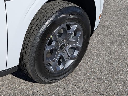 New 2026 Ford Maverick XLT AWD/4WD image 13