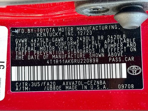 Used 2024 Toyota Camry LE w/ Convenience Package FWD image 38
