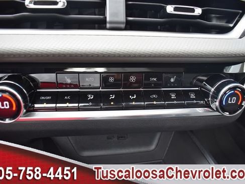 New 2026 Chevrolet Equinox LT w/ Convenience Package II FWD image 29