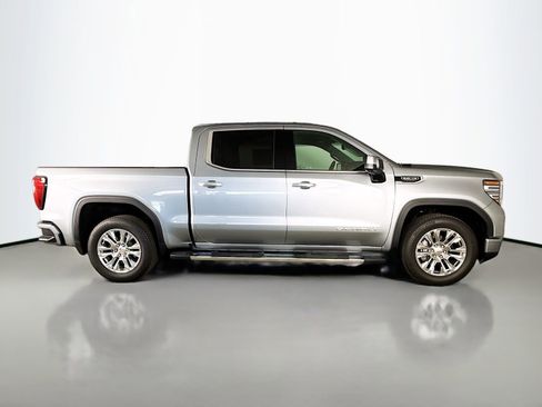 Used 2024 GMC Sierra 1500 Denali w/ Technology Package image 8