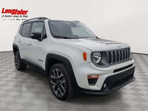 Used 2022 Jeep Renegade Limited w/ Sun, Sound & Wheels Group AWD/4WD image 7