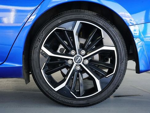 Used 2025 Nissan Altima 2.5 SR w/ SR Premium Package image 7