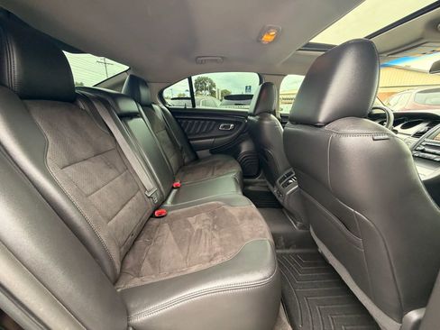 Used 2012 Ford Taurus SHO AWD/4WD image 24