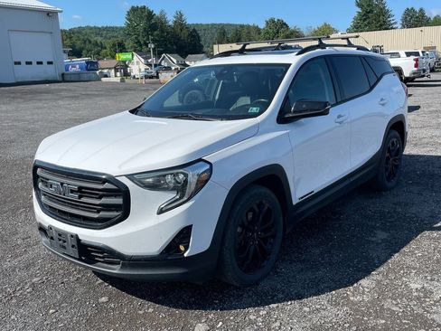 Used 2020 GMC Terrain SLT w/ Preferred Package AWD/4WD image 2