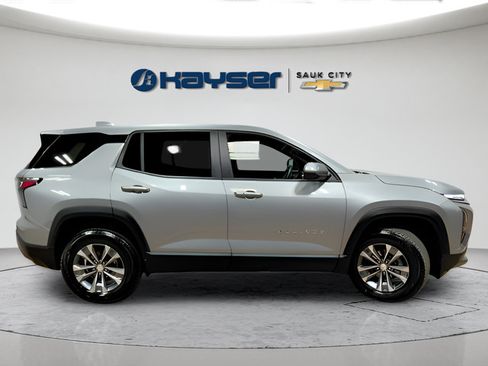Used 2026 Chevrolet Equinox LT AWD/4WD image 15