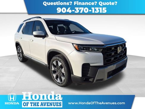 New 2026 Honda Pilot Touring image 1