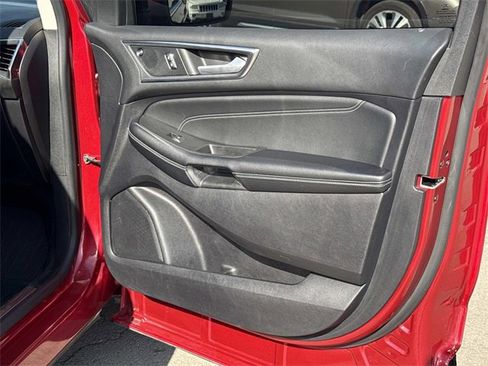 Used 2022 Ford Edge Titanium w/ Equipment Group 301A image 17