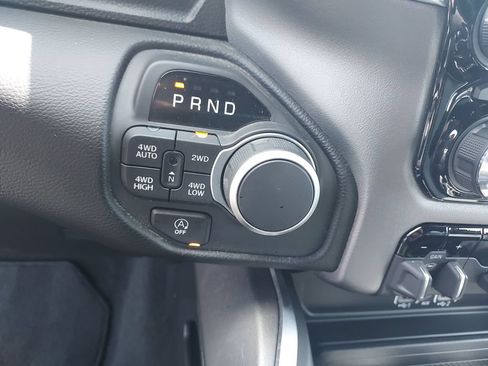 Used 2025 RAM 1500 Big Horn AWD/4WD image 19