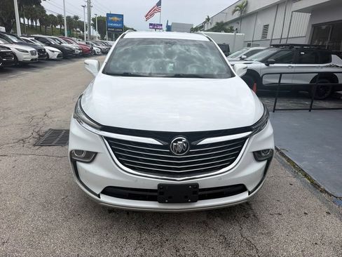 Used 2022 Buick Enclave Essence FWD image 9