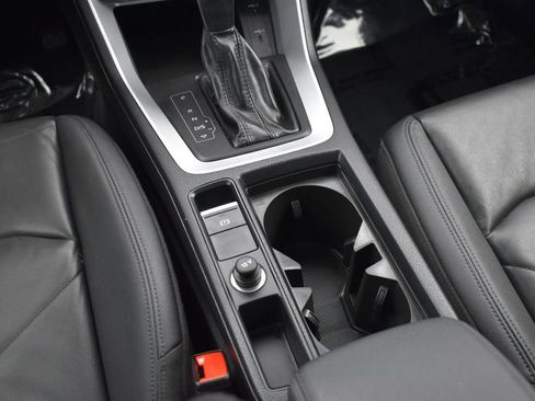 Used 2022 Audi Q3 2.0T Premium image 22