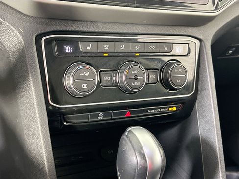 Used 2023 Volkswagen Atlas SE image 15