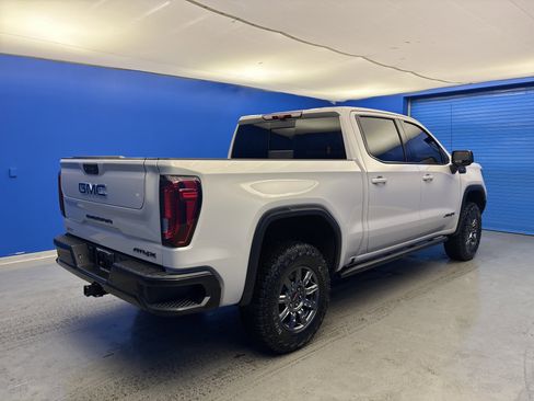 Used 2026 GMC Sierra 1500 AT4X w/ LPO, Black Badging Package image 7