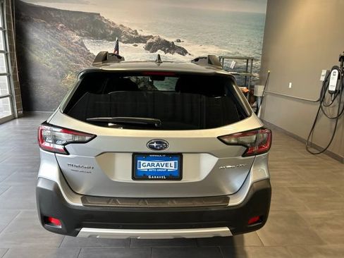 Used 2024 Subaru Outback Limited AWD/4WD image 28