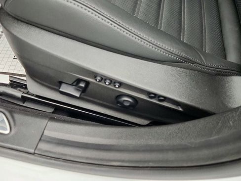 Used 2025 Alfa Romeo Giulia AWD w/ Veloce Package AWD image 12