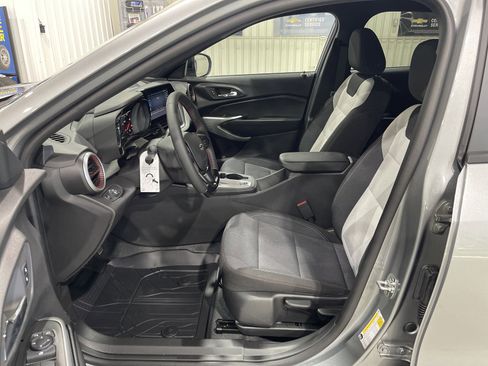 New 2026 Chevrolet Trax RS w/ Driver Confidence Package FWD image 2