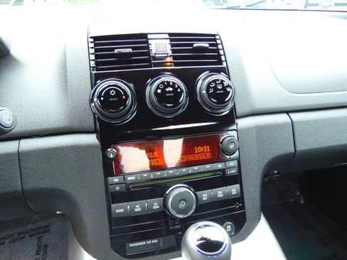 Used 2008 Saturn Sky w/ Premium Trim Package RWD image 16