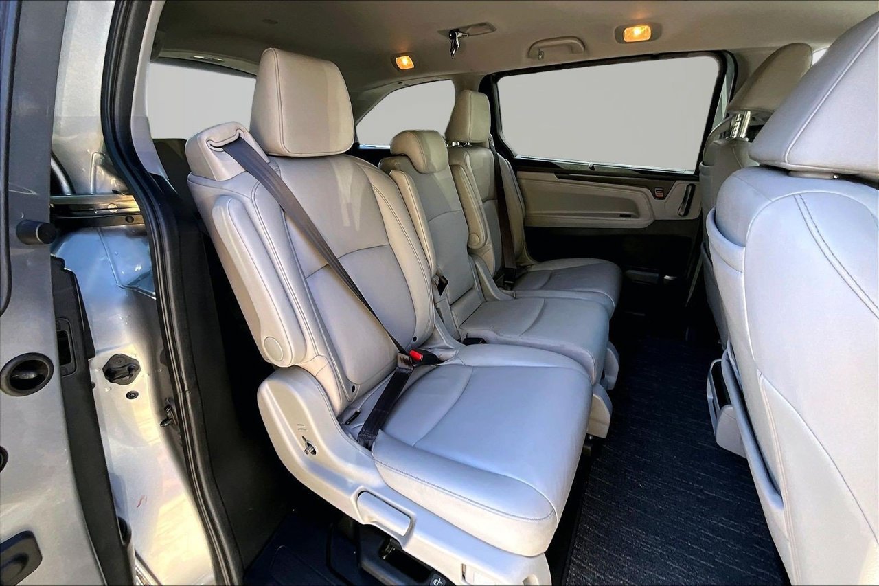 Used 2024 Honda Odyssey Touring image 24