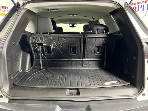 Used 2021 Chevrolet Traverse LS w/ LPO, Floor Liner Package image 23