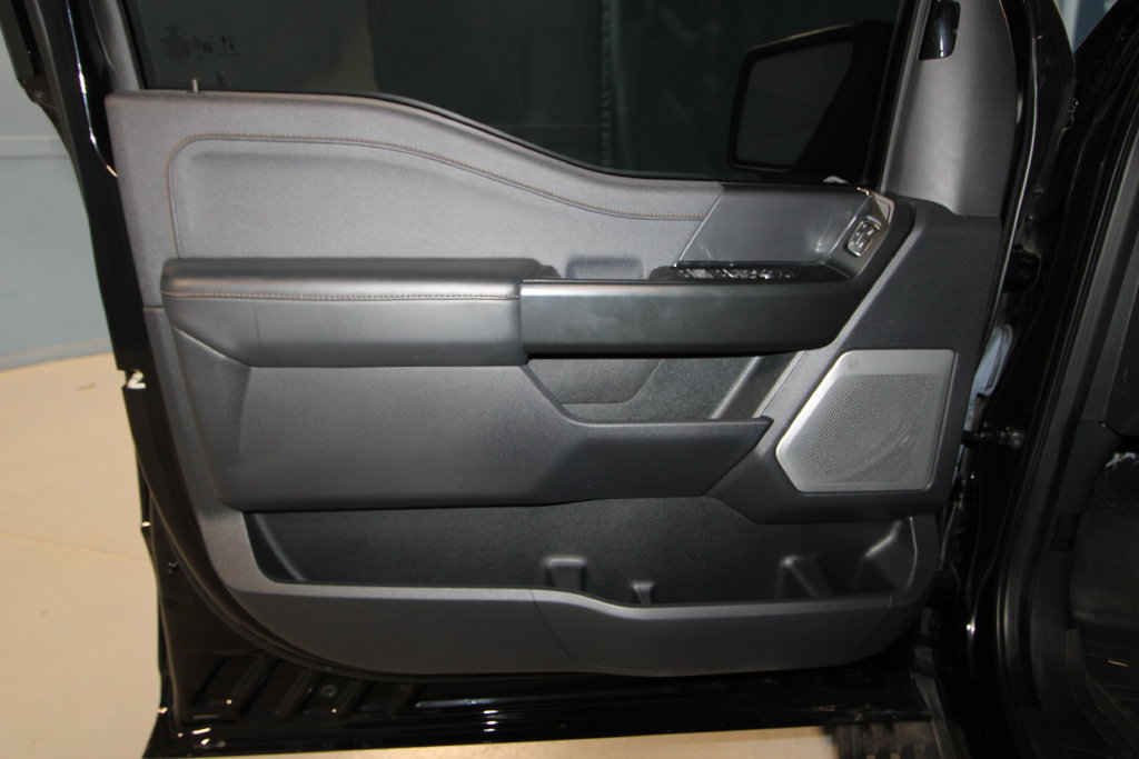 Used 2023 Ford F150 Raptor AWD/4WD image 5