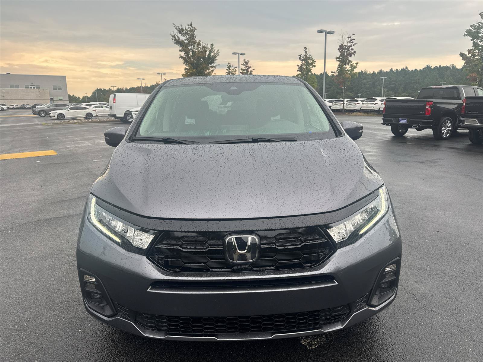 New 2027 Honda Odyssey Touring image 2