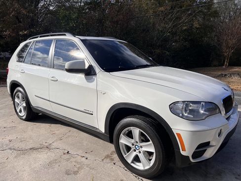 Used 2013 BMW X5 xDrive35i image 6