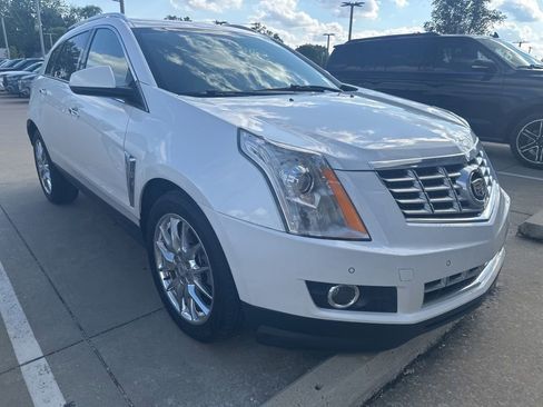 Used 2015 Cadillac SRX Performance w/ Driver Awareness Package AWD/4WD image 11