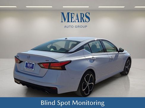 Used 2024 Nissan Altima 2.5 SR image 6